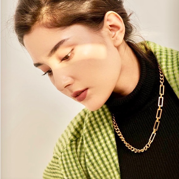 18k Plated Gold Mixed Wide Curb Paperclip Rectangle Chain Necklace - Picture 5 of 10